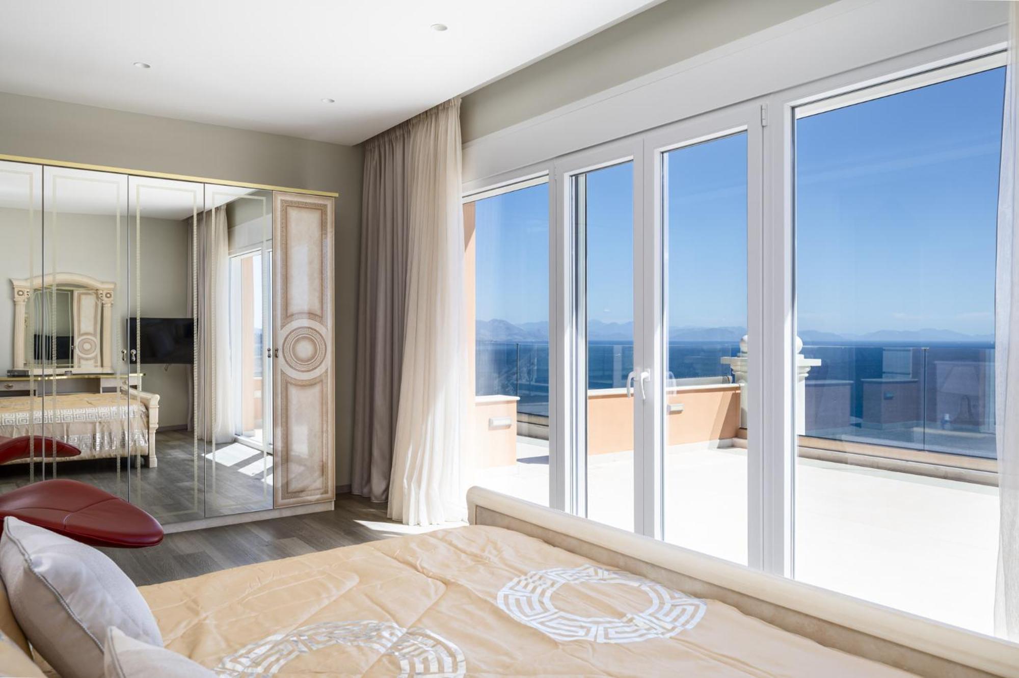 Villa Monte Leone By Konnect With Pool, Hot Tub, & Stunning Seaview Pyrgi (Corfu)